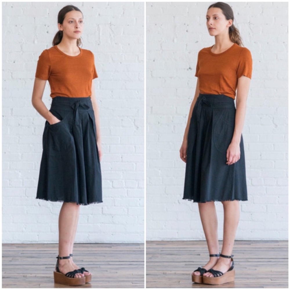 Ulla Johnson Dinan Black Midi Skirt Raw Hem A-Line Flare Skirt Size‎ 2